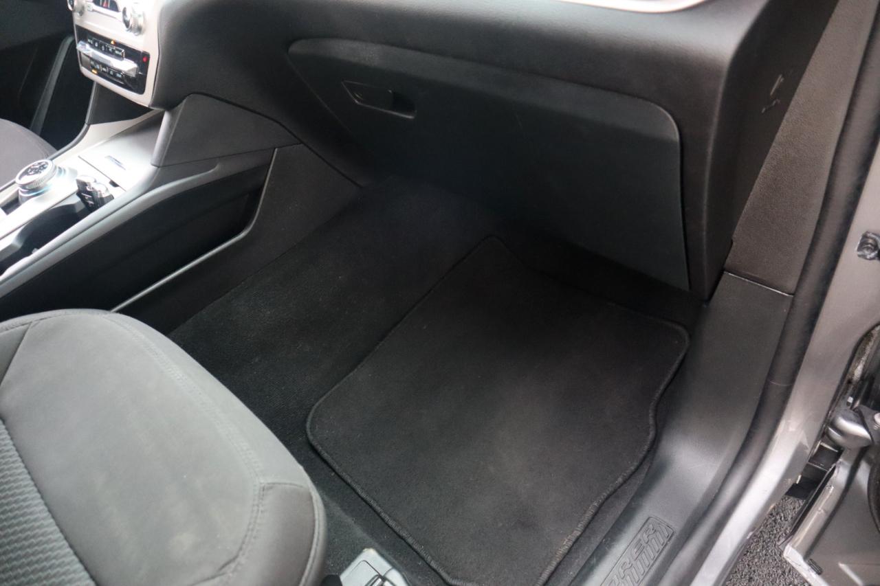 Ford Explorer XLT 4WD 2023