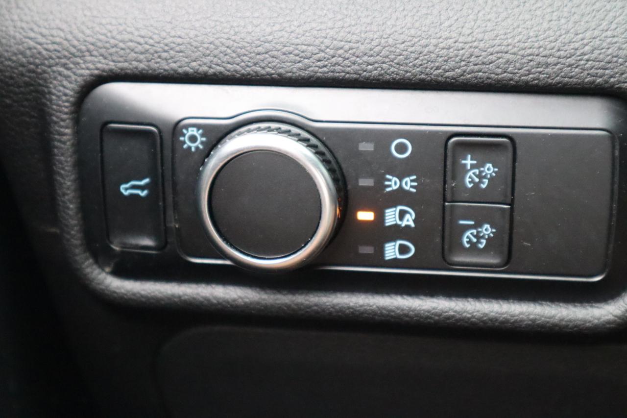 Ford Explorer XLT 4WD 2023