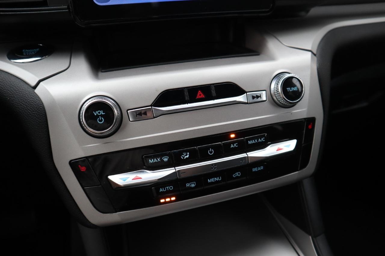 Ford Explorer XLT 4WD 2023