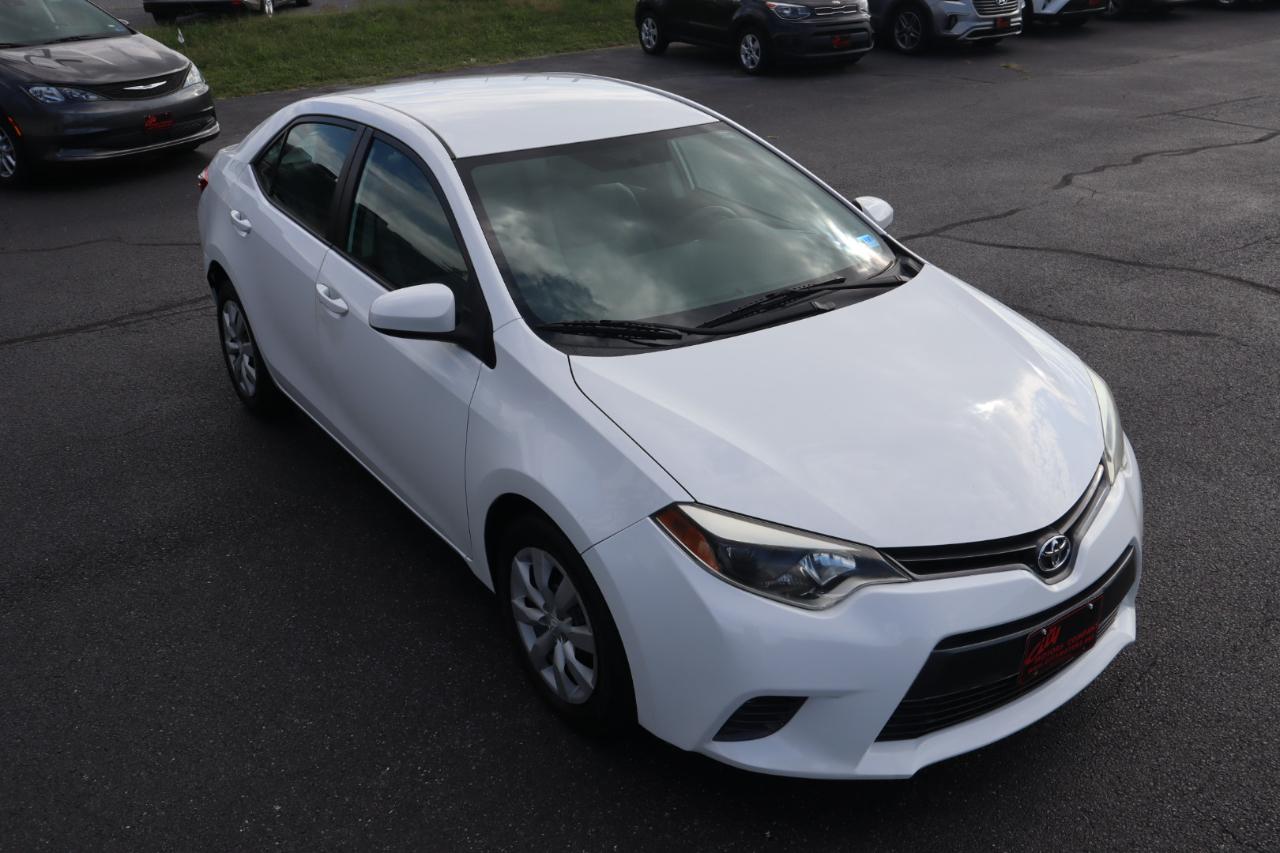 Toyota Corolla 4dr Sdn CVT LE Premium (Natl) 2015