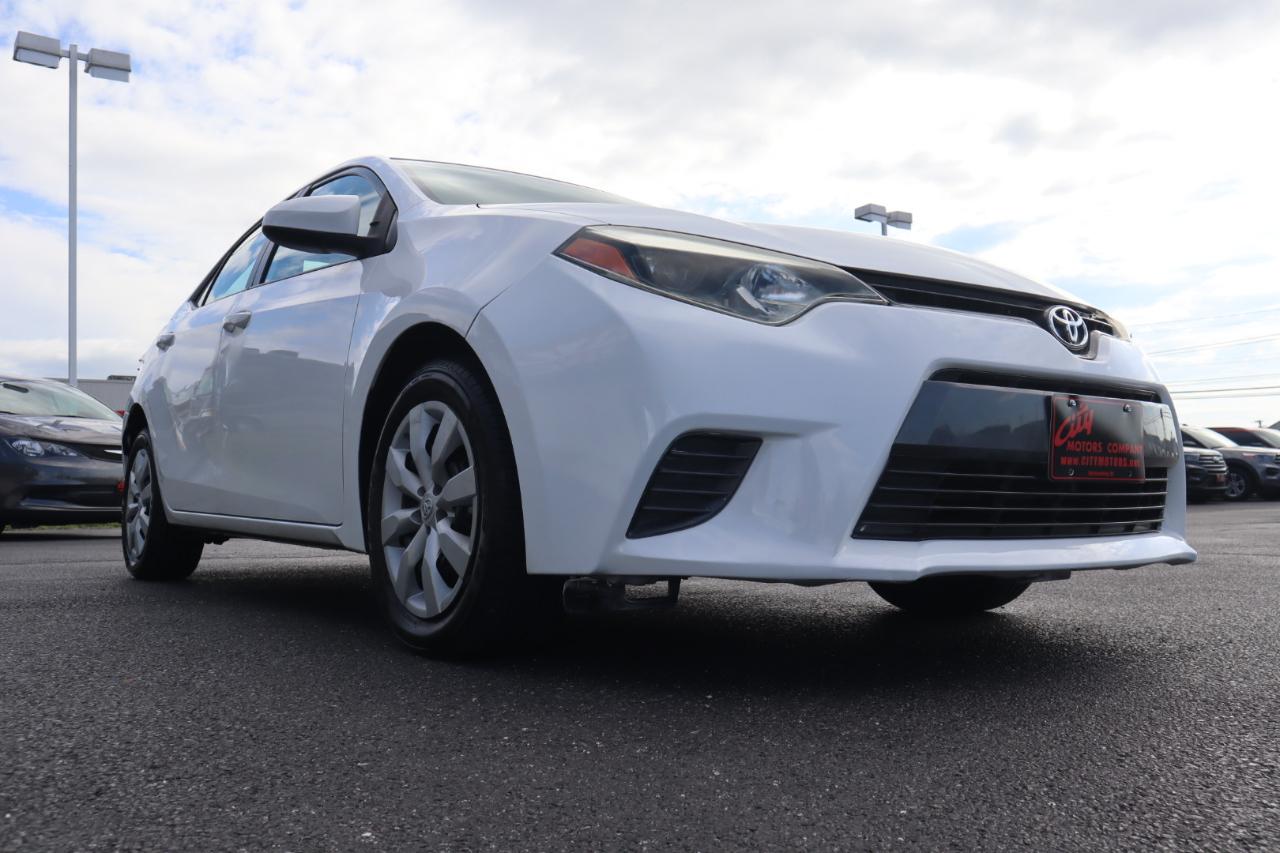 Toyota Corolla 4dr Sdn CVT LE Premium (Natl) 2015