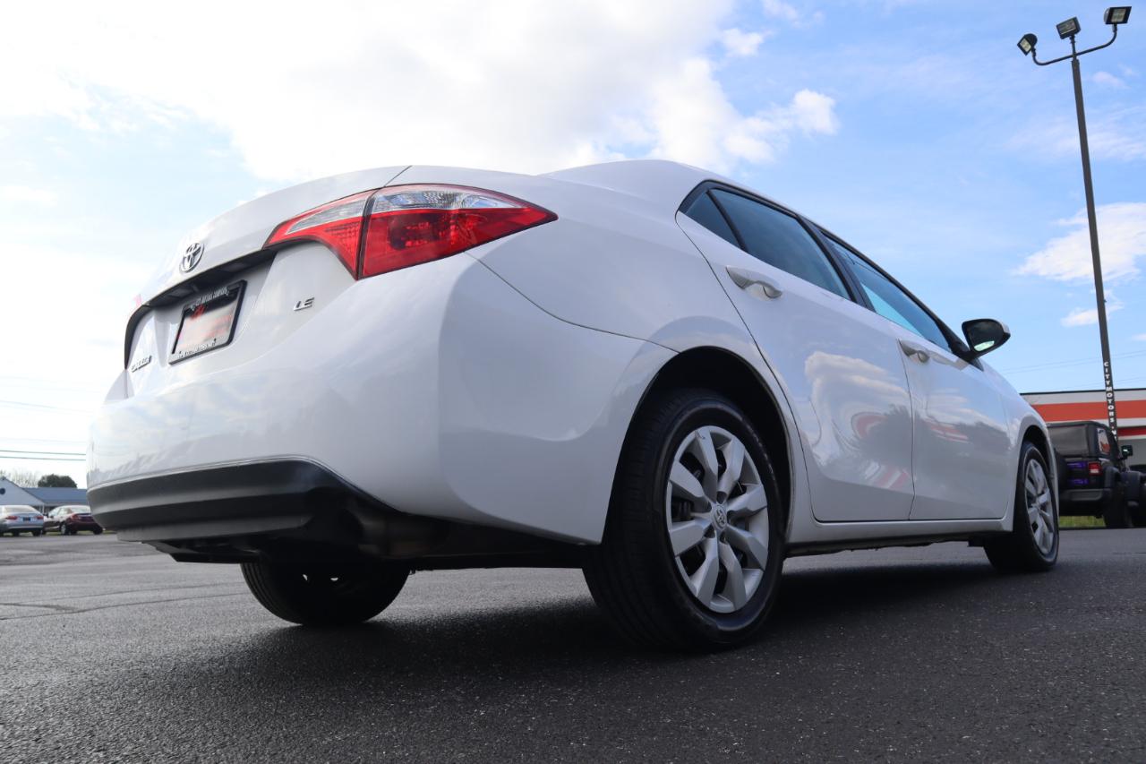 Toyota Corolla 4dr Sdn CVT LE Premium (Natl) 2015
