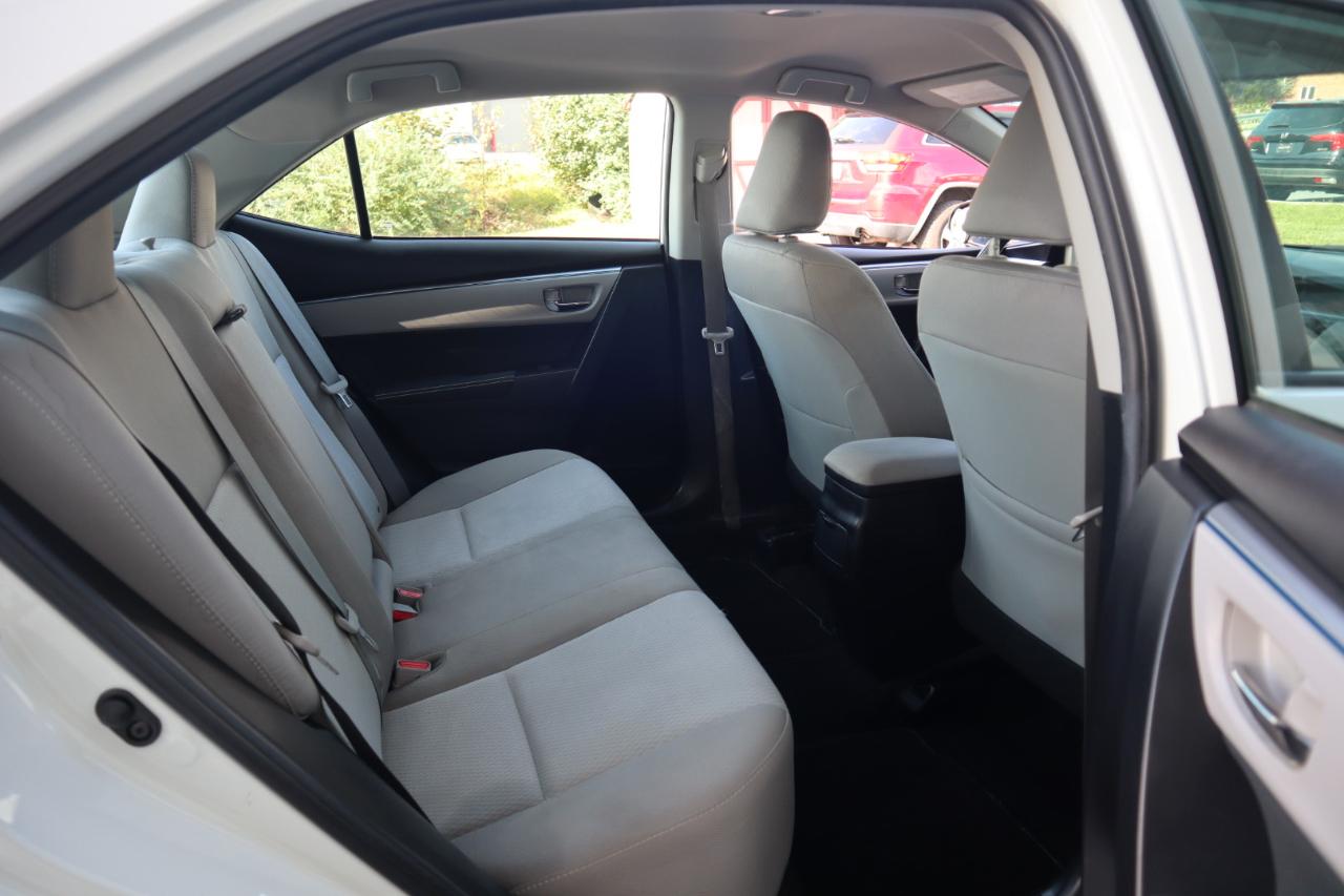Toyota Corolla 4dr Sdn CVT LE Premium (Natl) 2015