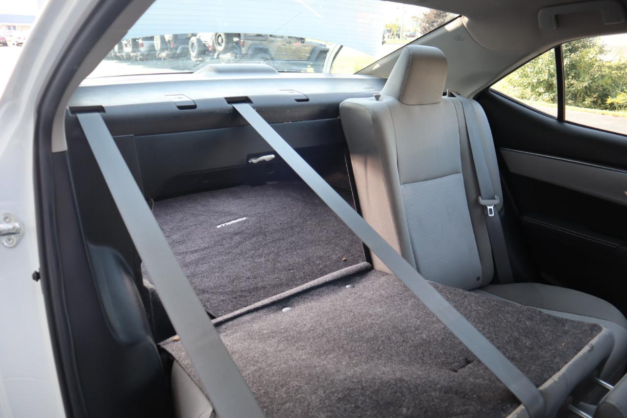 Toyota Corolla 4dr Sdn CVT LE Premium (Natl) 2015