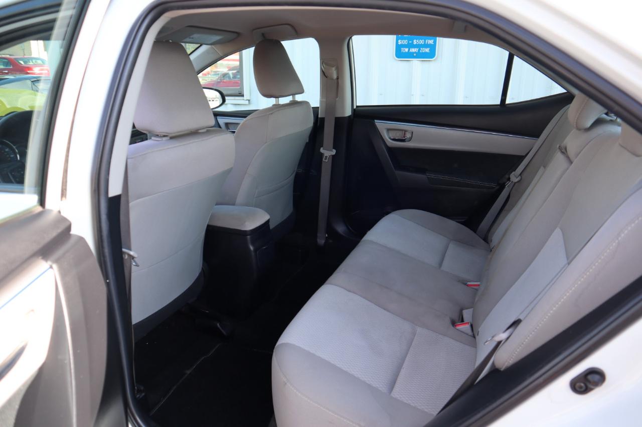 Toyota Corolla 4dr Sdn CVT LE Premium (Natl) 2015
