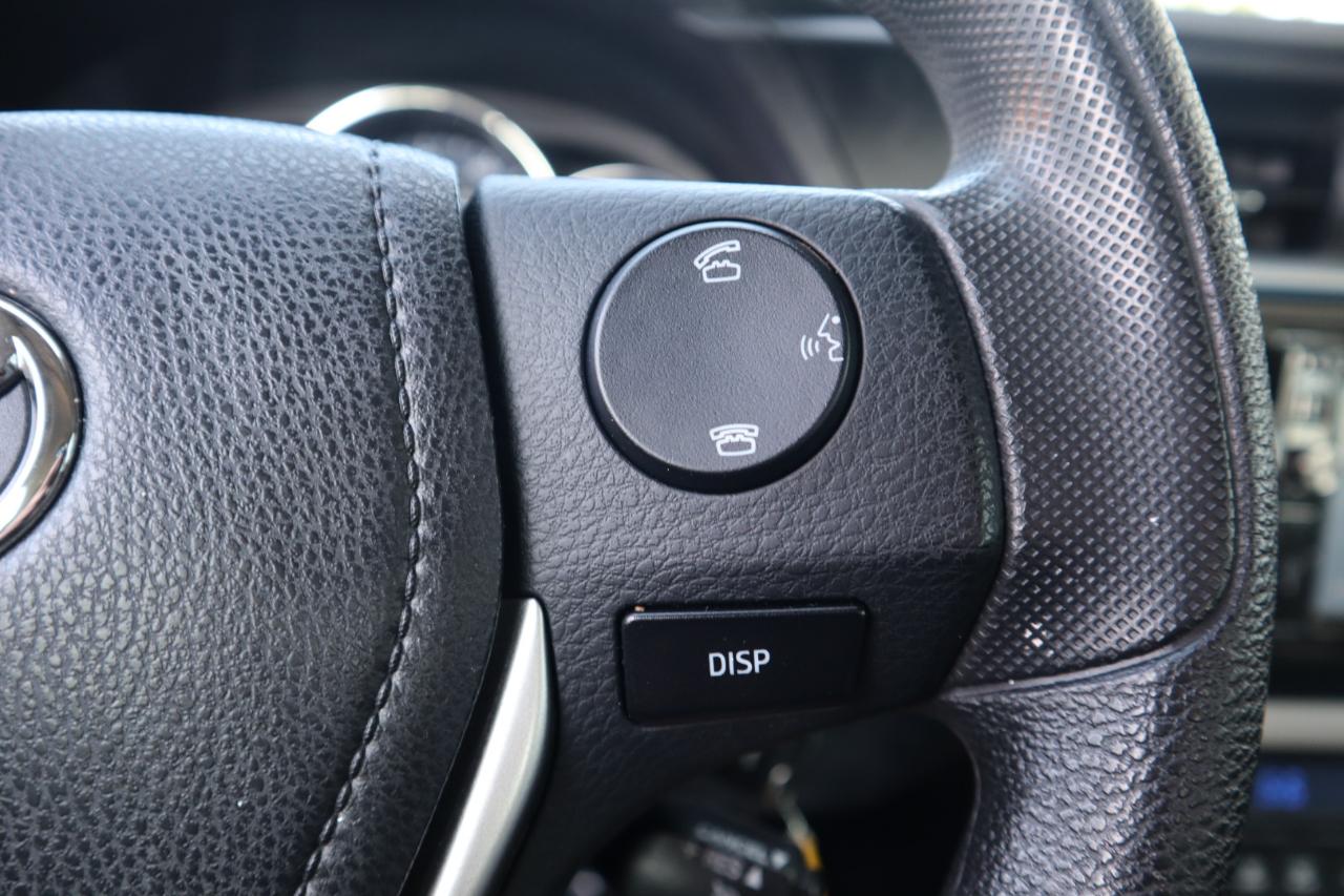 Toyota Corolla 4dr Sdn CVT LE Premium (Natl) 2015