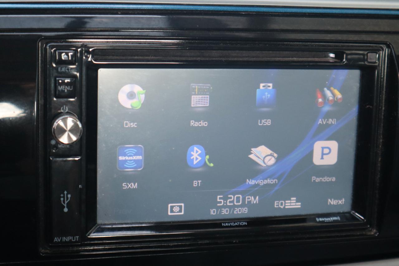 Toyota Corolla 4dr Sdn CVT LE Premium (Natl) 2015