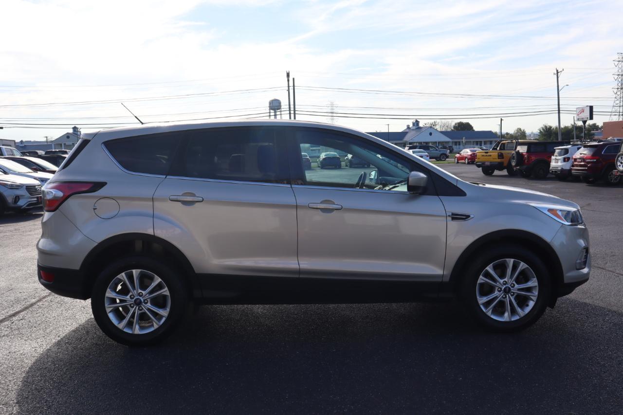 Ford Escape SE FWD 2017