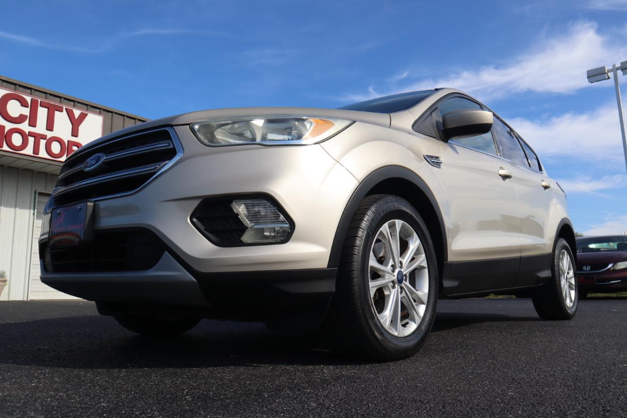 Ford Escape SE FWD 2017