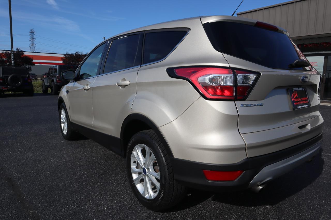 Ford Escape SE FWD 2017