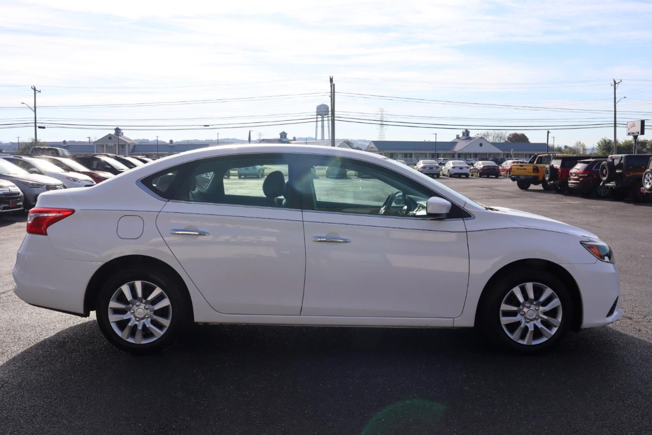 Nissan Sentra S CVT 2019
