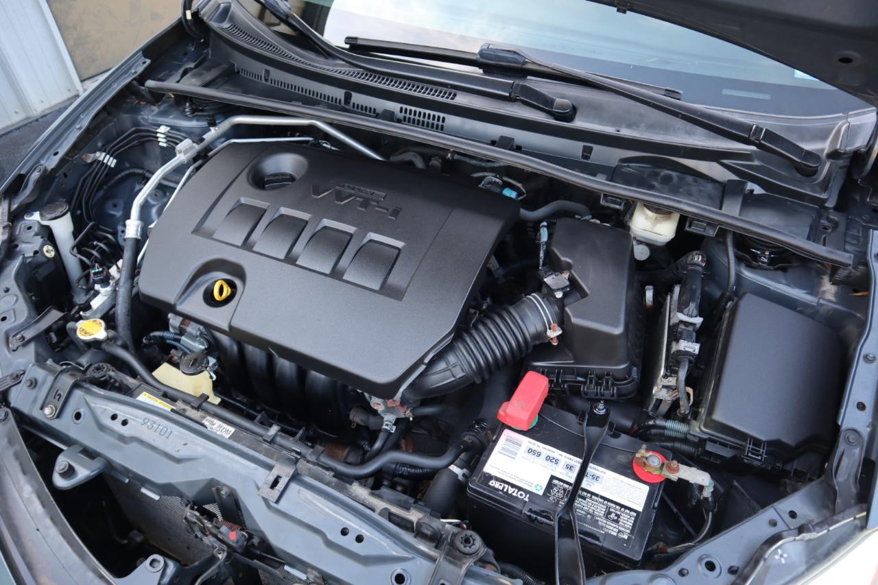 Toyota Corolla 4dr Sdn CVT LE Premium (Natl) 2014