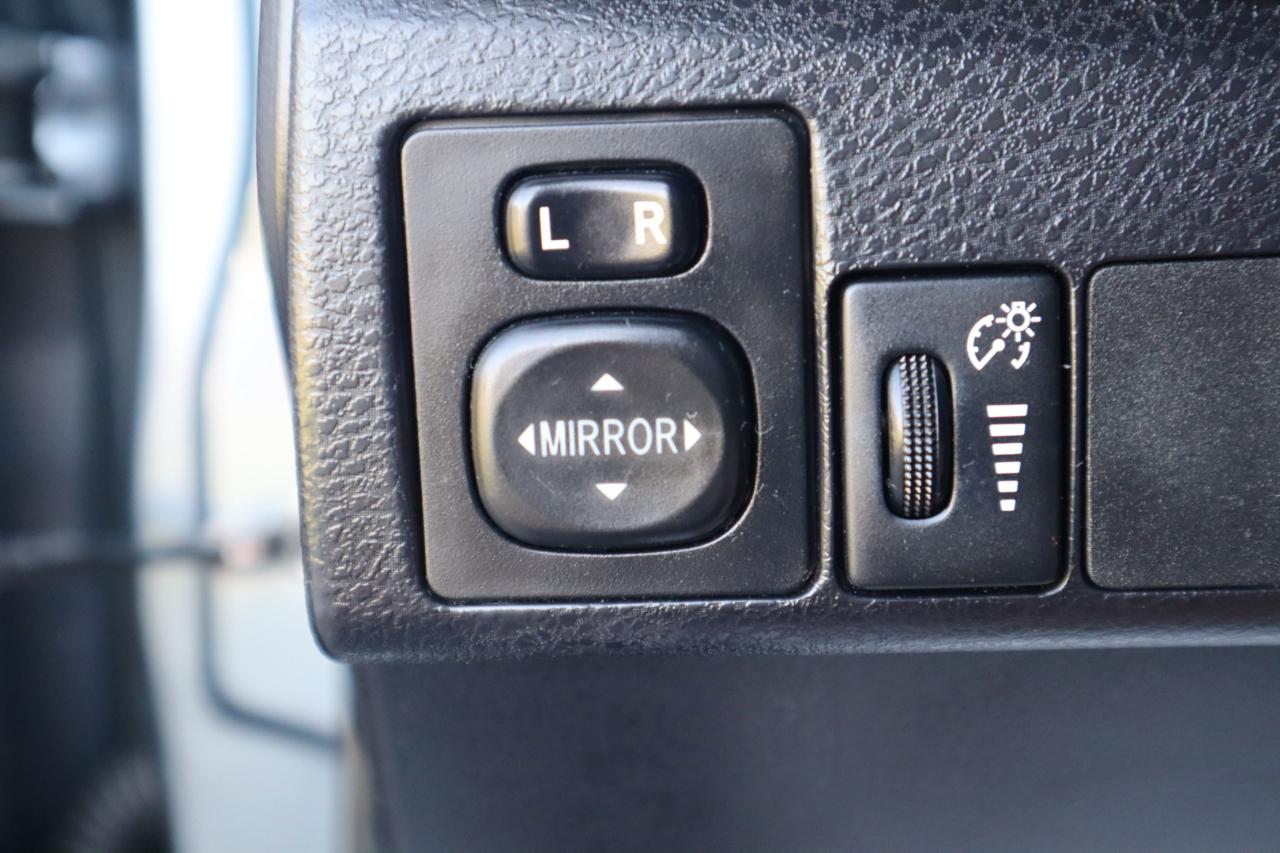 Toyota Corolla 4dr Sdn CVT LE Premium (Natl) 2014