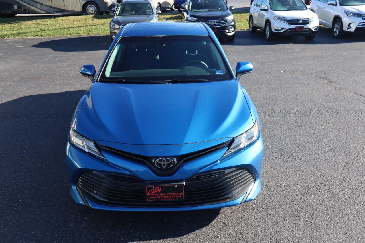 Toyota Camry XLE Auto (Natl) 2019