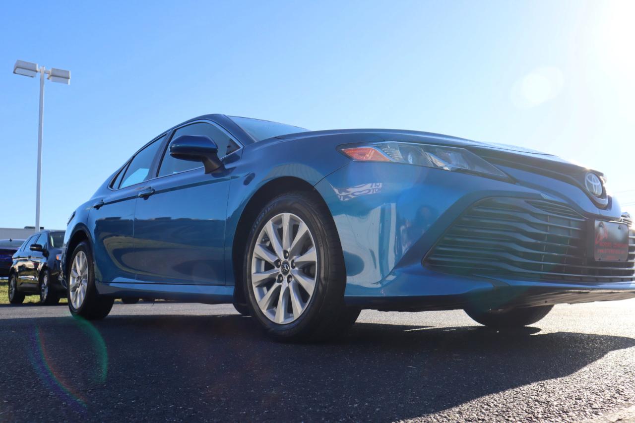 Toyota Camry XLE Auto (Natl) 2019