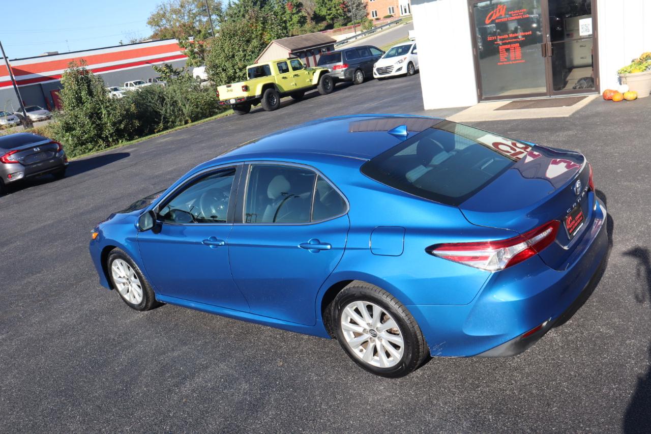 Toyota Camry XLE Auto (Natl) 2019