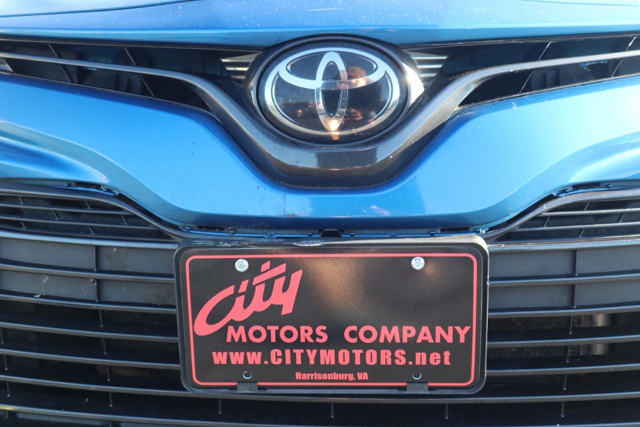 Toyota Camry XLE Auto (Natl) 2019