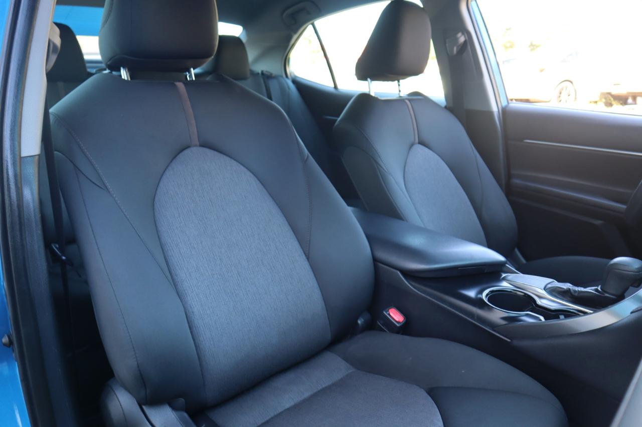 Toyota Camry XLE Auto (Natl) 2019