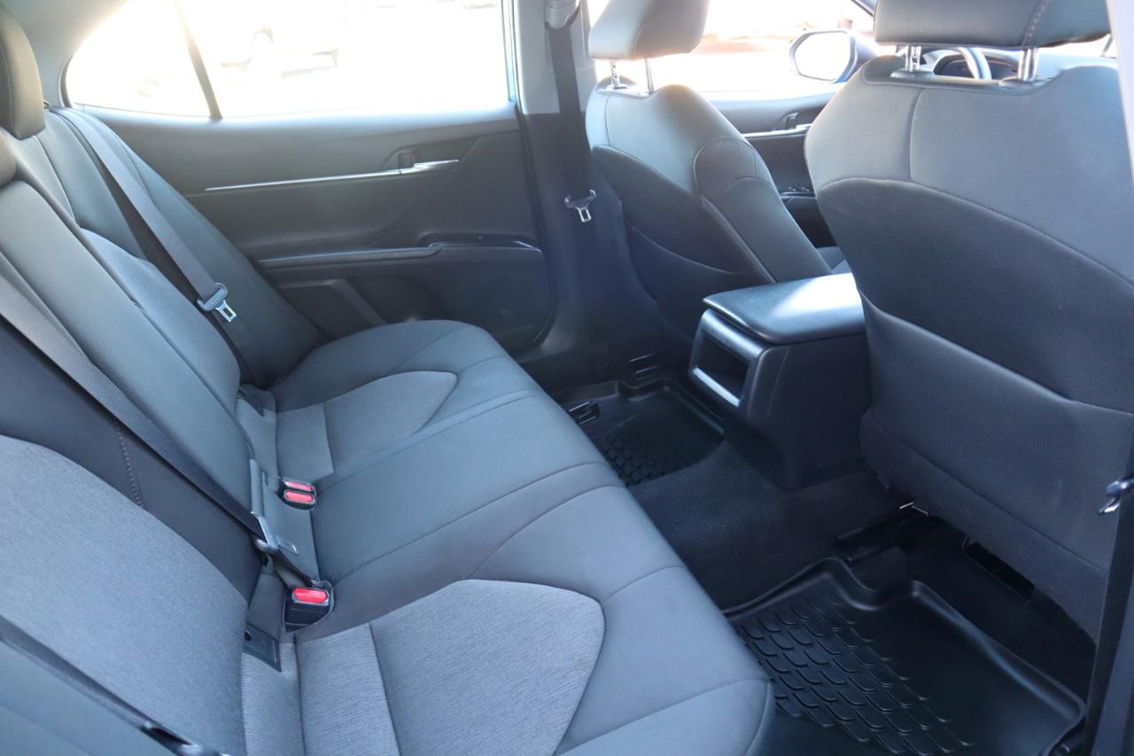 Toyota Camry XLE Auto (Natl) 2019