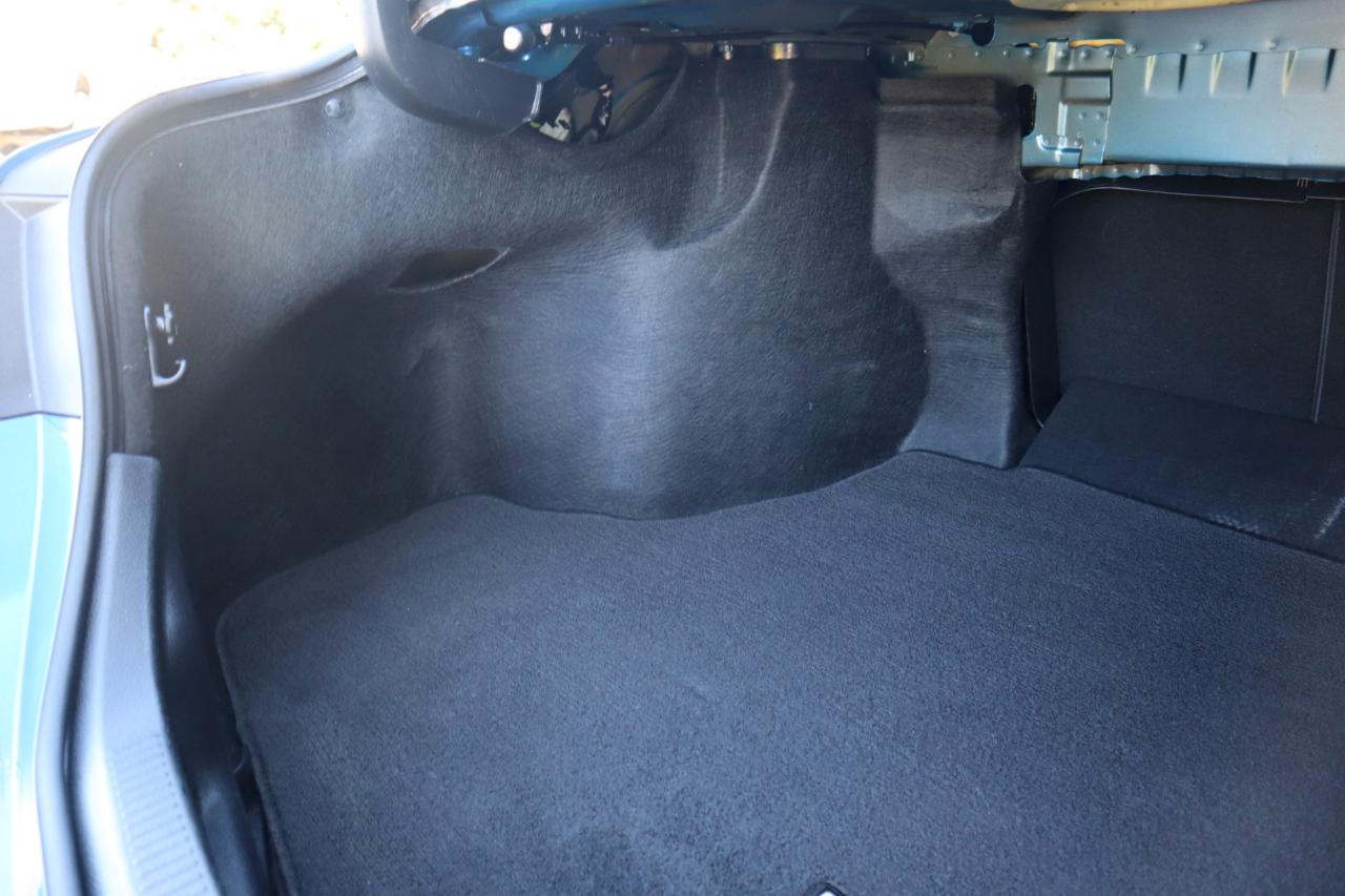 Toyota Camry XLE Auto (Natl) 2019