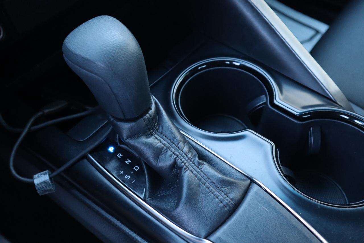 Toyota Camry XLE Auto (Natl) 2019