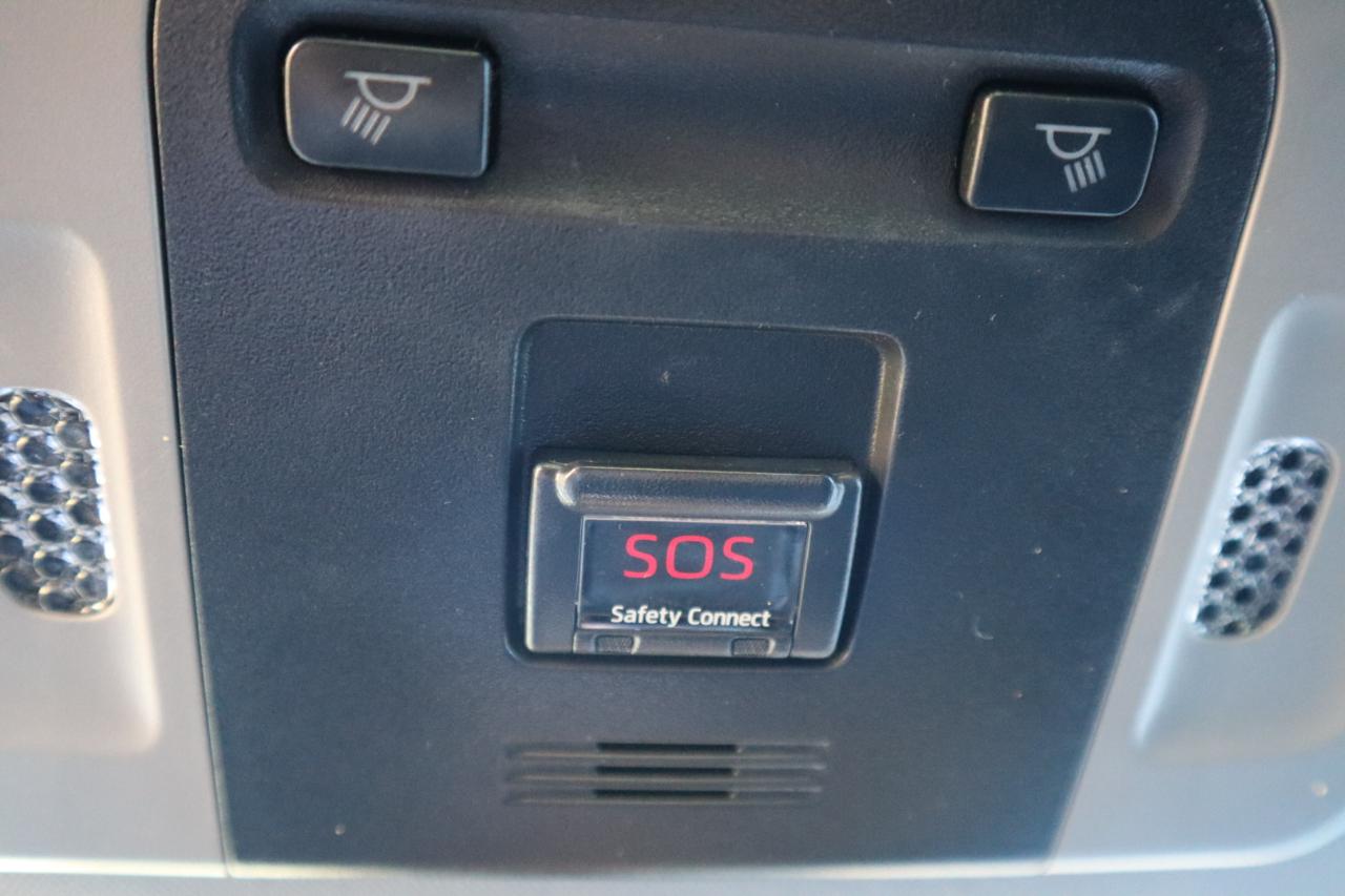 Toyota Camry XLE Auto (Natl) 2019