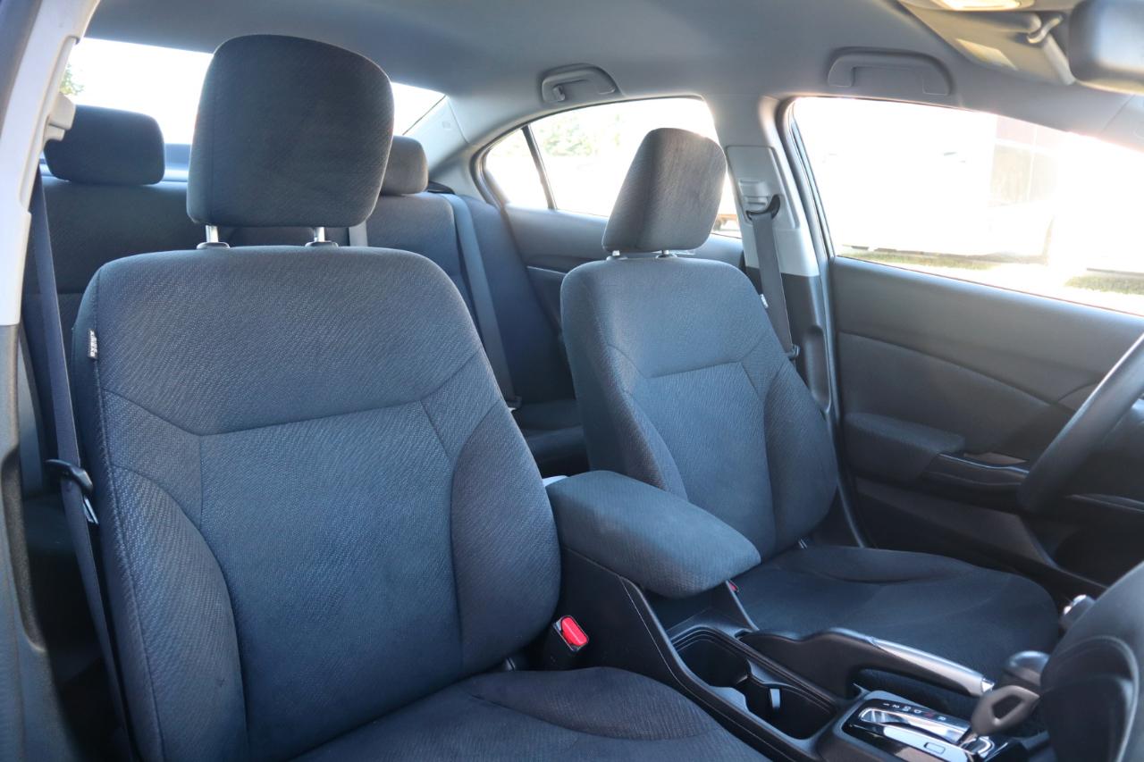 Honda Civic Sdn 4dr Auto LX 2013