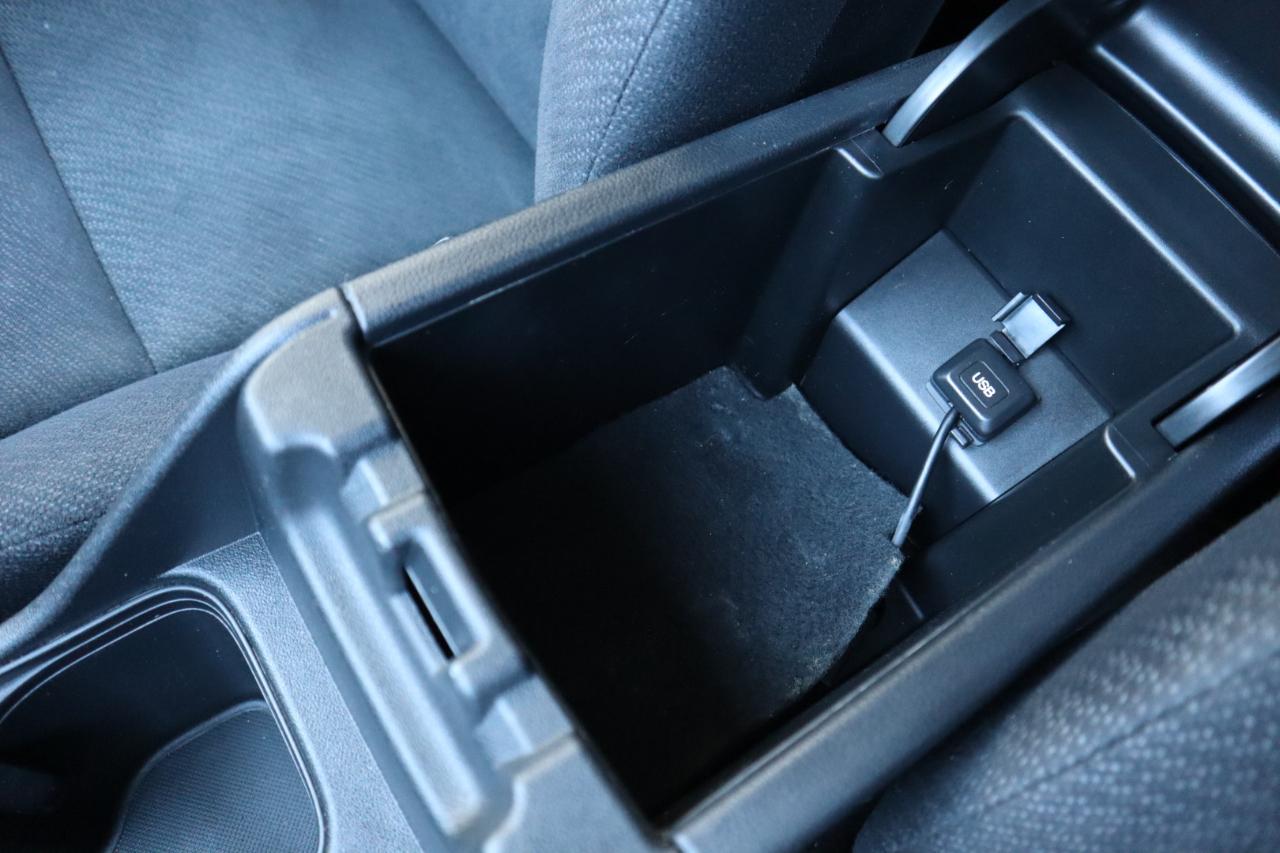 Honda Civic Sdn 4dr Auto LX 2013