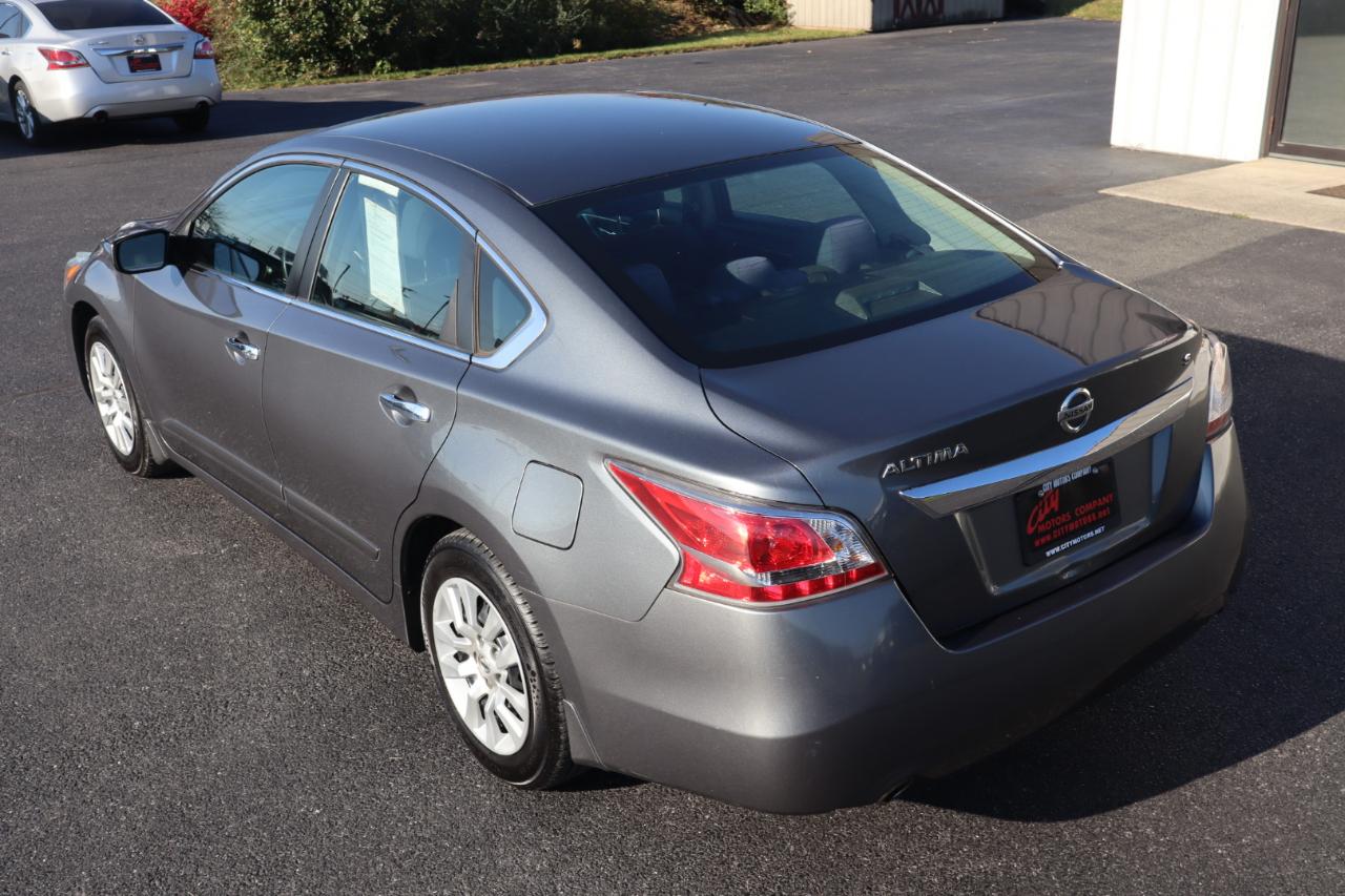 Nissan Altima 4dr Sdn I4 2.5 S 2015