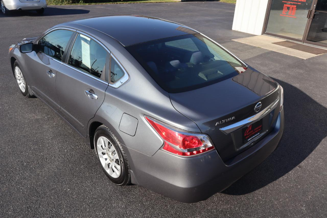 Nissan Altima 4dr Sdn I4 2.5 S 2015