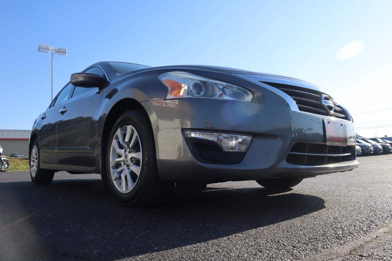 Nissan Altima 4dr Sdn I4 2.5 S 2015