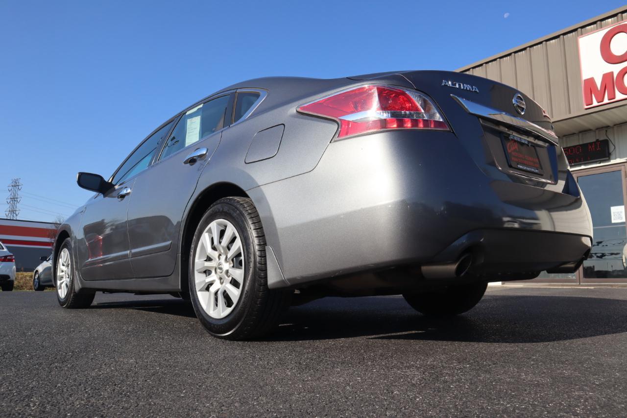 Nissan Altima 4dr Sdn I4 2.5 S 2015