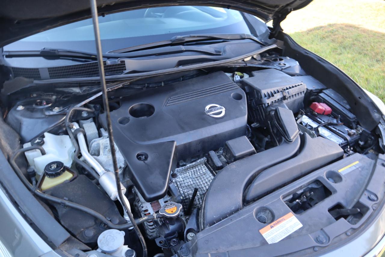 Nissan Altima 4dr Sdn I4 2.5 S 2015
