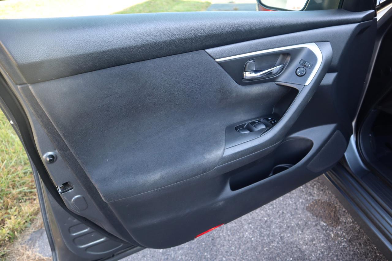 Nissan Altima 4dr Sdn I4 2.5 S 2015