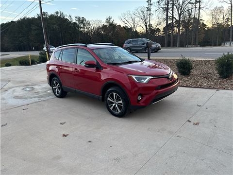 2017 Toyota RAV4 XLE FWD