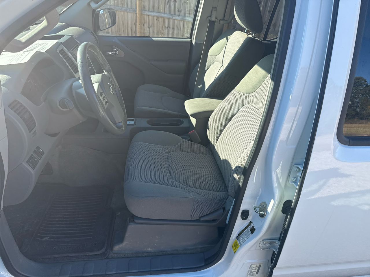 Nissan Frontier  2017