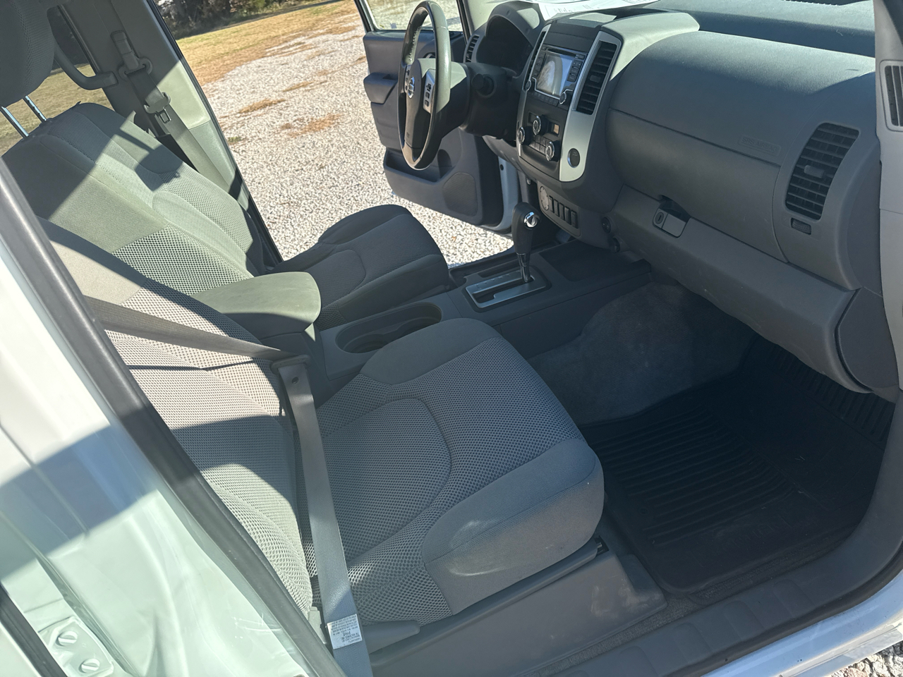 Nissan Frontier  2017