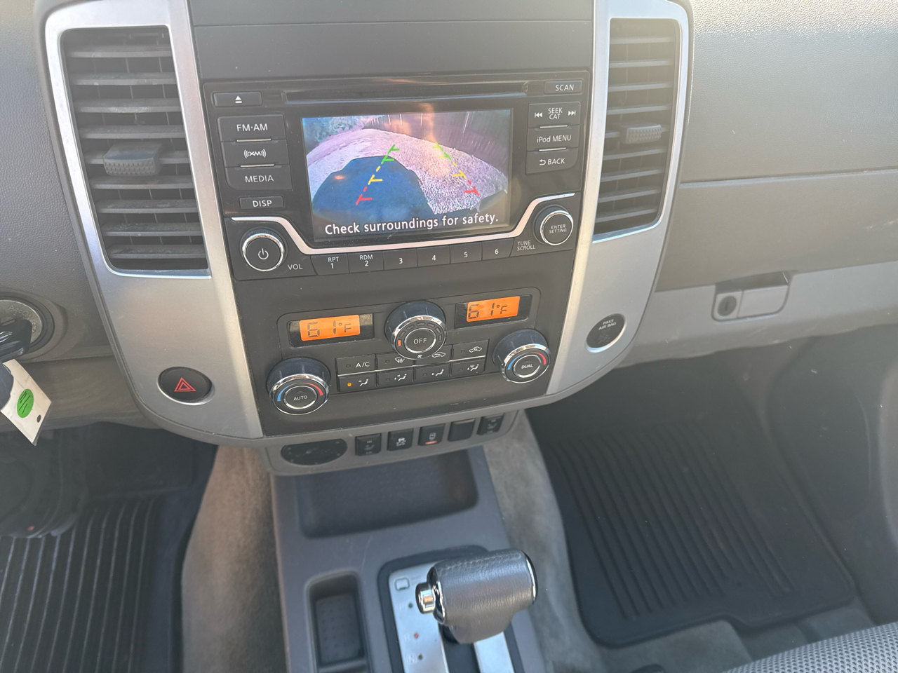 Nissan Frontier  2017