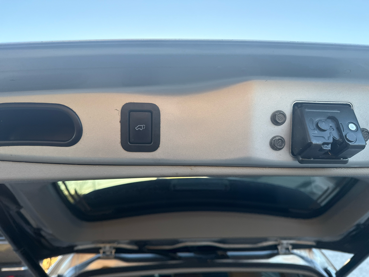 Toyota Highlander LE Plus FWD V6 2015