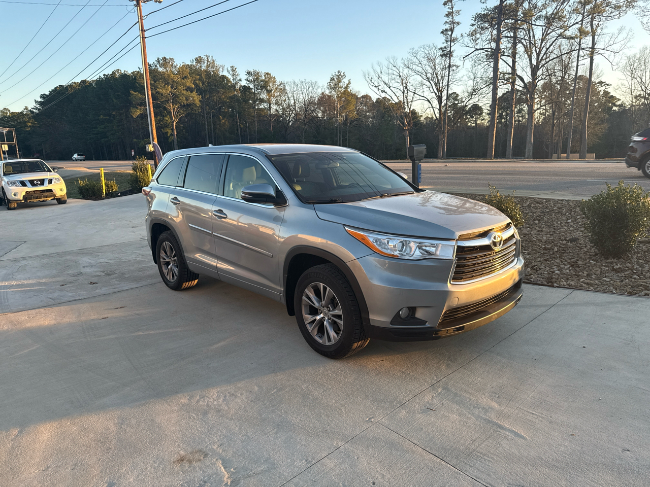 2015 Toyota Highlander LE Plus FWD V6