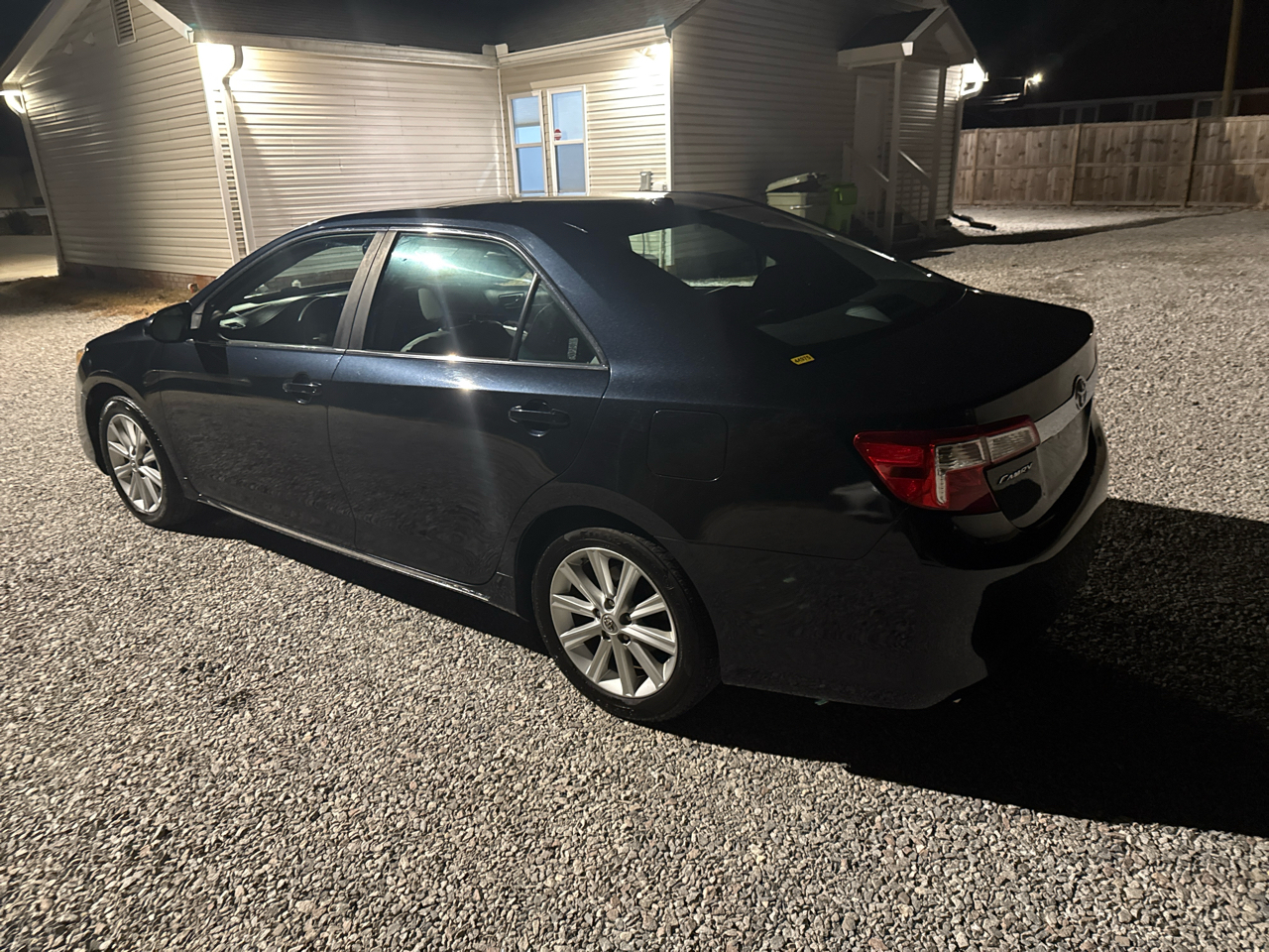 Toyota Camry XLE V6 2014