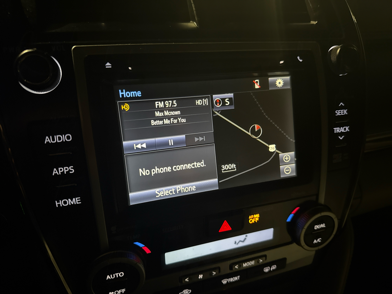 Toyota Camry XLE V6 2014