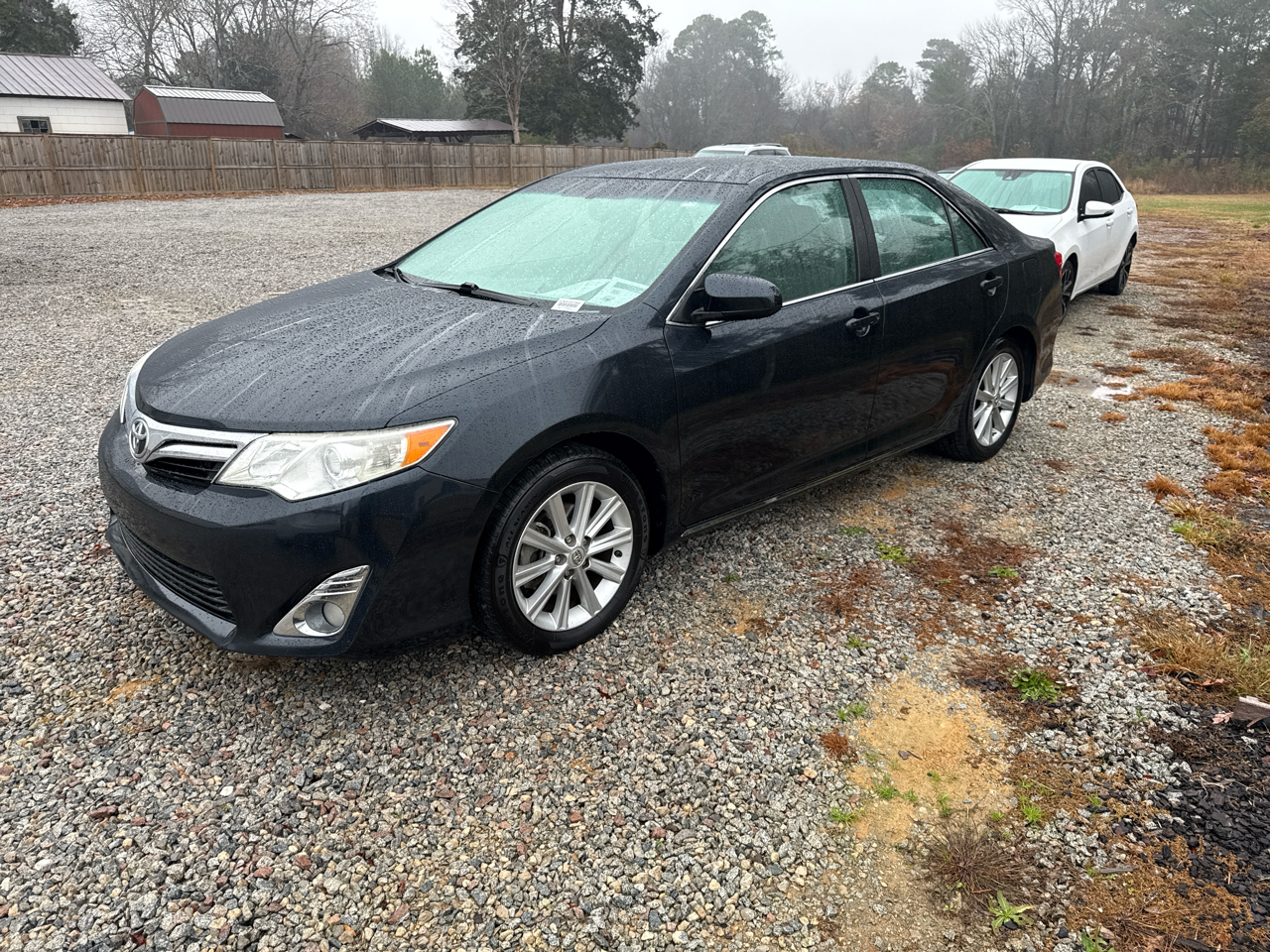 Toyota Camry XLE V6 2014