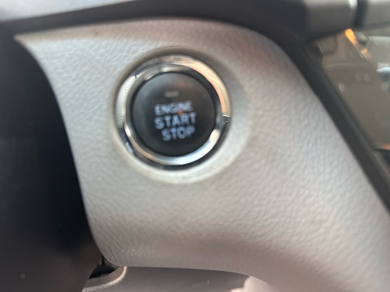 Toyota Sienna XLE FWD 8-Passenger V6 2016