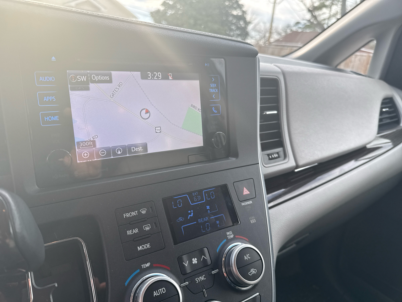 Toyota Sienna XLE FWD 8-Passenger V6 2016