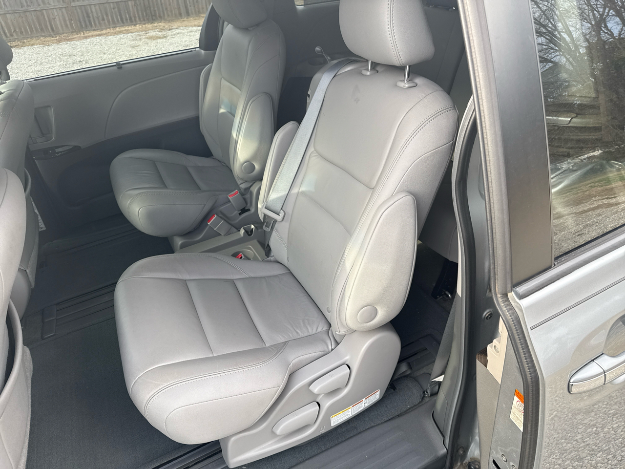 Toyota Sienna XLE FWD 8-Passenger V6 2016