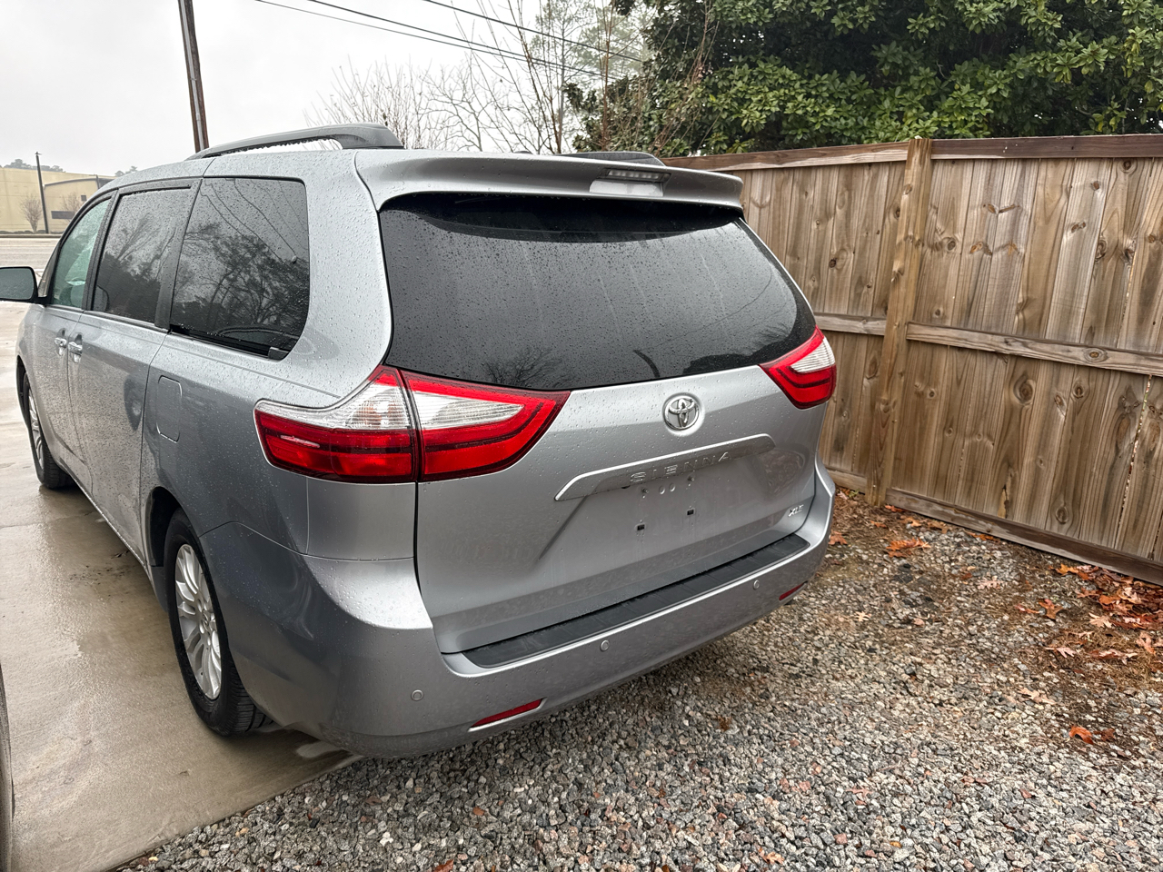 Toyota Sienna XLE FWD 8-Passenger V6 2016