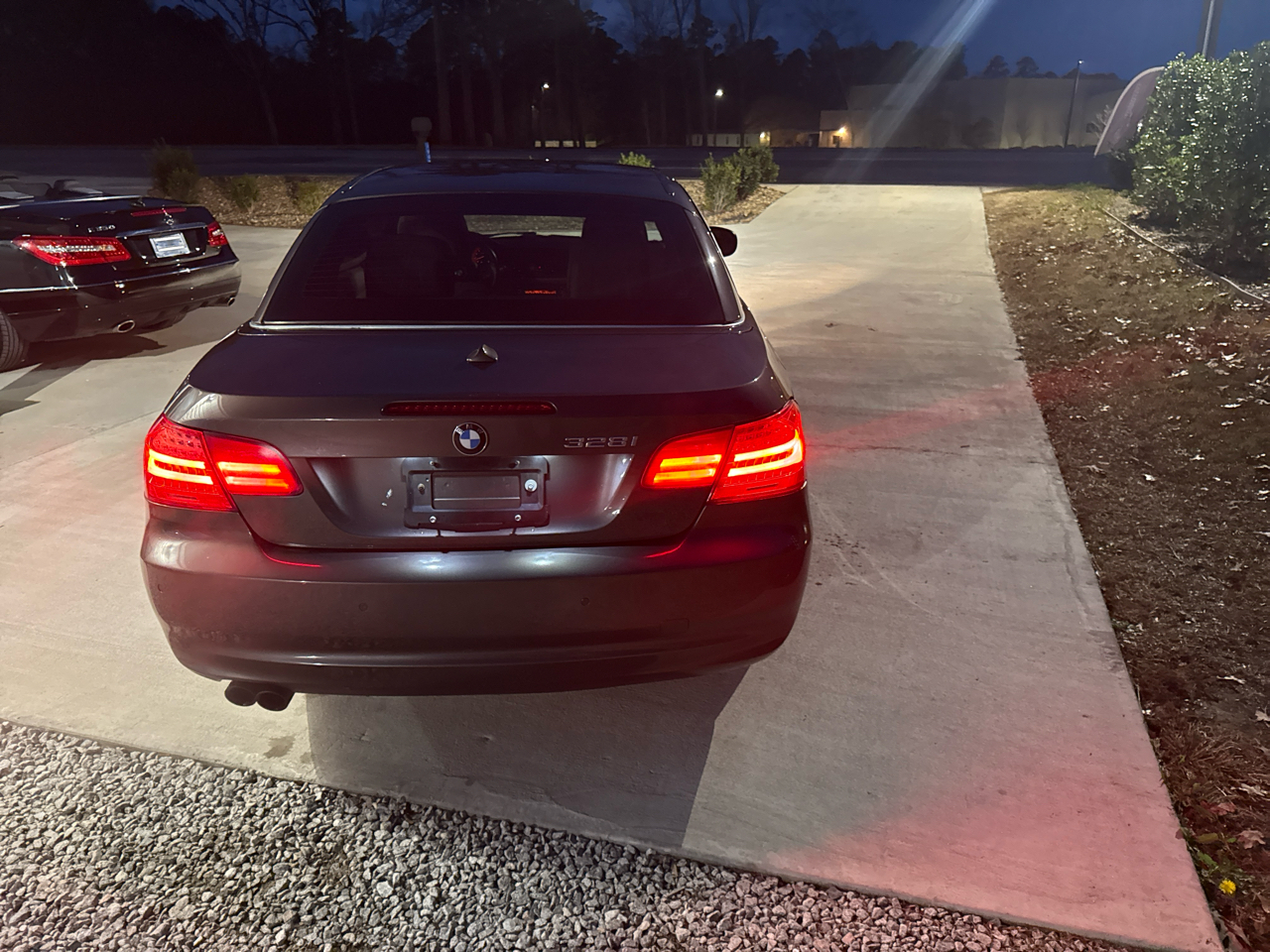 BMW 3-Series 328i Convertible 2011