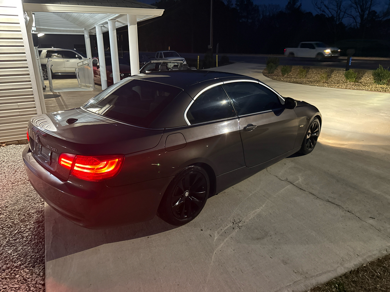 BMW 3-Series 328i Convertible 2011