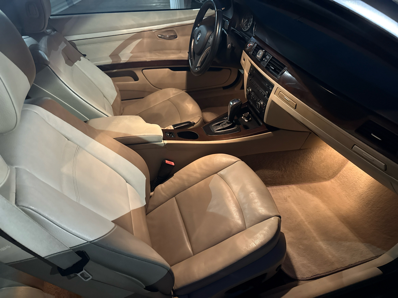 BMW 3-Series 328i Convertible 2011